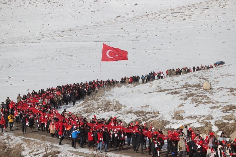 Türkiye Sarıkamış’ta Şehitler İçin Yürüdü – Birlik Haber Ajansı